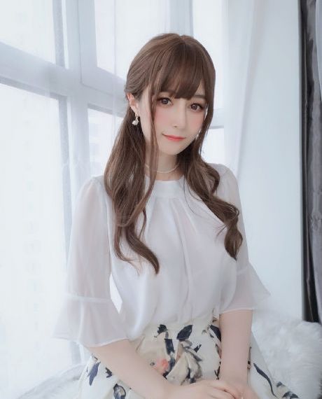 去同学家拿什么礼物好_HD完整在线观看